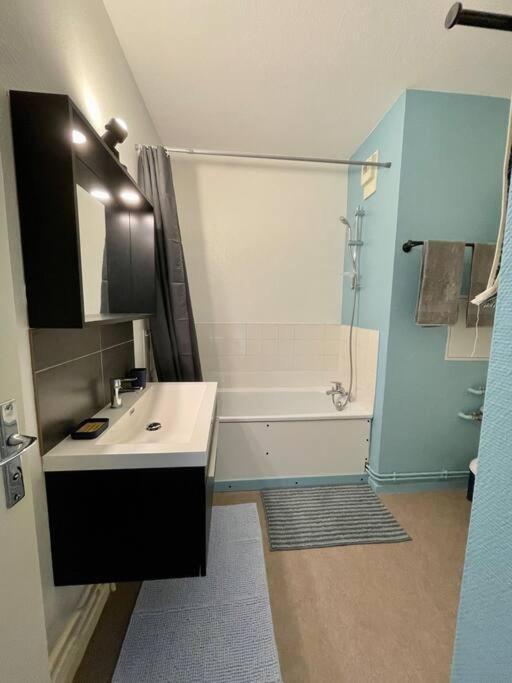 Au Pied Du Vercors Appartement *